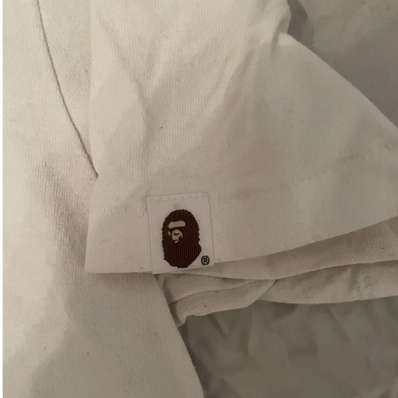 Bape X Universal studios X Jaws - Picture 6 of 6